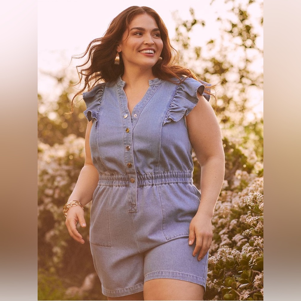 ELOQUII | Elements Chambray Flutter Sleeve Romper